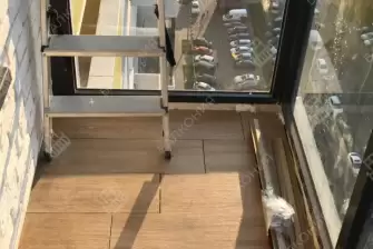 Остекление балкона панорамными окнами