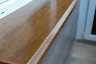 Утепление и облицовка балкона ламинатом