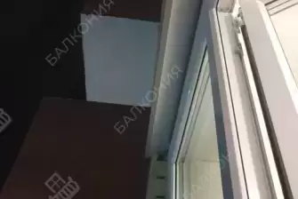 Остекление балкона и балконного блока профилем Рехау 60 и отделка панелями ПВХ