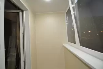 Остекление балкона системой Рехау 