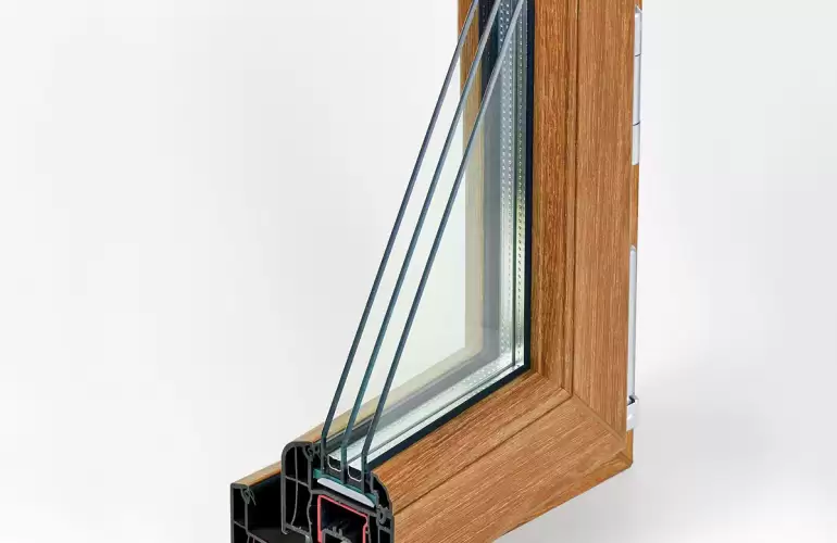 Остекление балкона под ключ окнами REHAU  Остекление балкона под ключ окнами Рехау