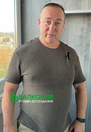 Отделка балкона влагостойким ламинатом с нишей